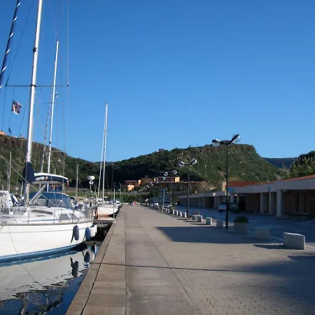 Apartamento Le Marine 1 *